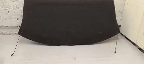Parcel shelf