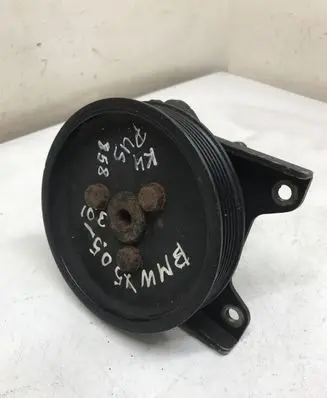 BMW X5 E53 Power steering pump