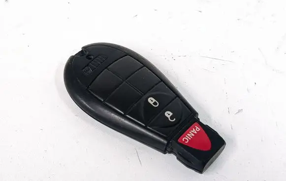 Dodge Grand Caravan Ignition key/card 56046707AF