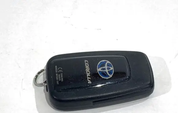 Toyota Corolla E210 E21 Ignition key/card MR15381