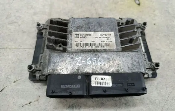 Chevrolet Cruze Engine control unit/module ECU 25181280