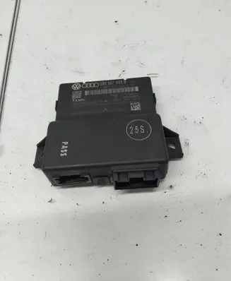 Audi A4 S4 B8 8K Gateway control module 8R0907468H Y023212511 8R0907468C