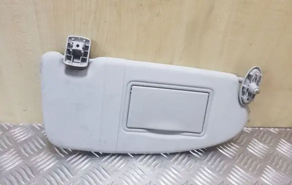 Ford Focus Sun visor 4M51R04100