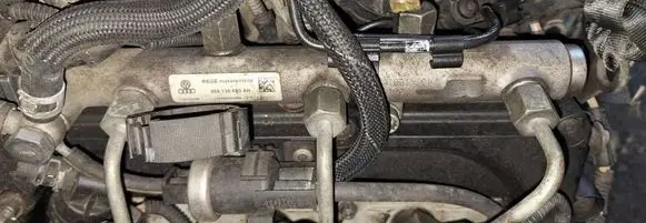 Volkswagen Phaeton Fuel main line pipe 059130090ah
