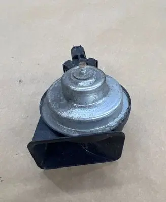 BMW 3 E90 E91 Horn signal 7159421