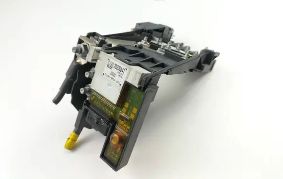 Peugeot 308 Fuse module 28236841