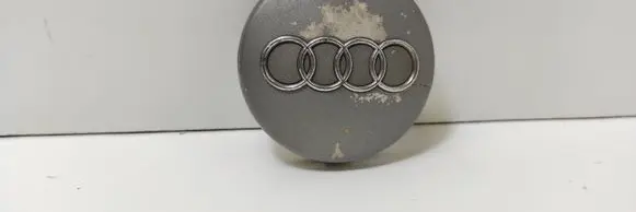 Audi A6 S6 C5 4B Original wheel cap 4B0601170