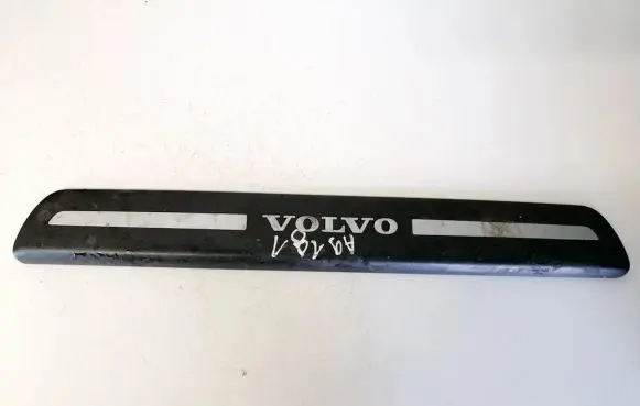 Volvo V50 Front sill trim cover 08622671