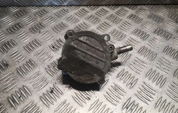 Mercedes-Benz Vito Viano W639 Vacuum pump 6462300165 A6462300165