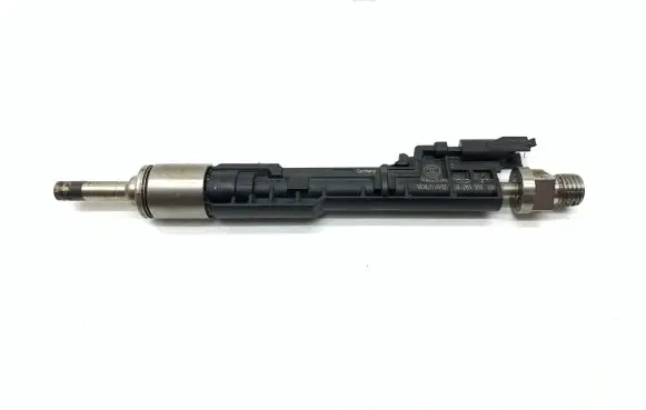 BMW 7 F01 F02 F03 F04 Fuel injector 0261500186