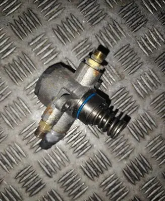 Audi S5 F5 Fuel injection high pressure pump 06M127026H 6Y100054