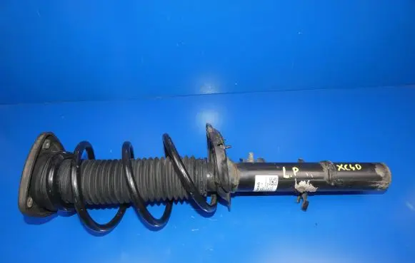 Volvo XC40 Front shock absorber/damper 32246639 8888870304