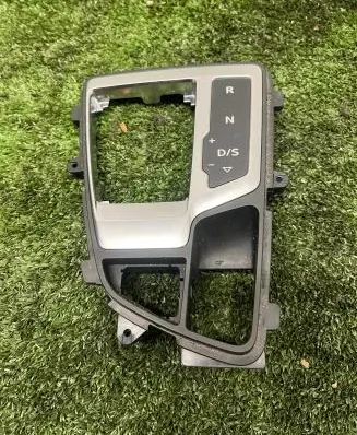 Audi Q7 4M Gear shifter surround trim plastic 4M2713111F 1235961 130219