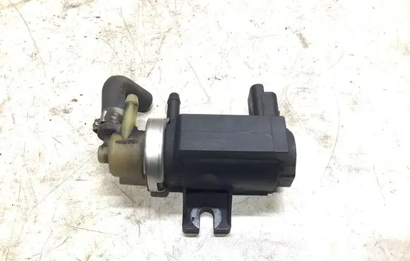 Valve vacuum