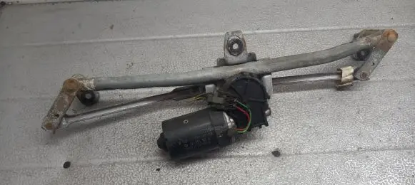 Volkswagen Golf III Front wiper linkage 