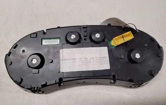 Peugeot 308 Speedometer (instrument cluster) 9665107880 TN88EV41I 24955