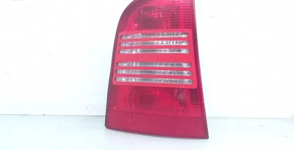 Skoda Octavia Mk1 (1U) Rear/tail lights 086651904L 1U9945257
