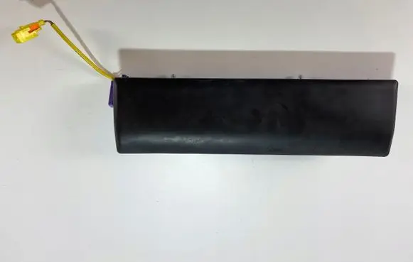 Knee airbag