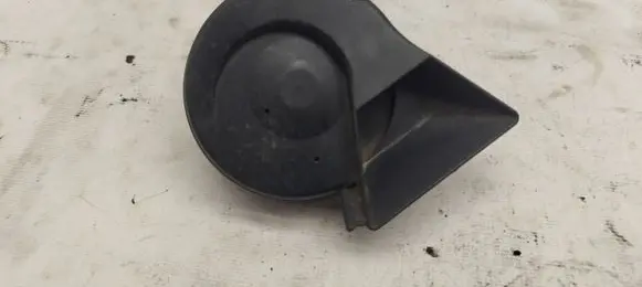 Audi A4 S4 B7 8E 8H Horn signal 8E0951221C