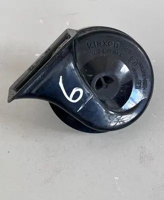 BMW 5 E60 E61 Horn signal 0092018 CH2139