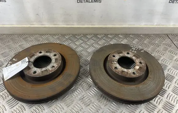 Mazda 5 Front brake disc