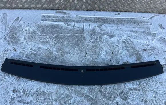 Maserati Ghibli Dashboard air vent grill cover trim 670010239