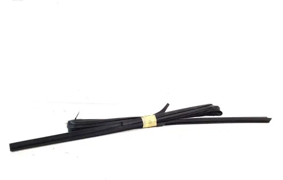 Toyota Hilux (AN10, AN20, AN30) Other rear door trim element 68152-0K010