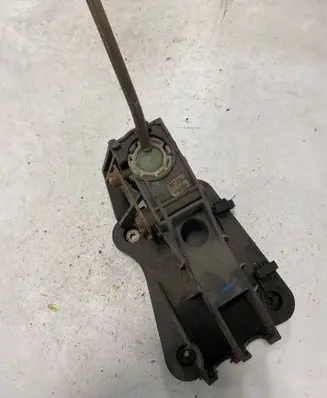 Citroen C4 I Gear shifter/selector 9655245980