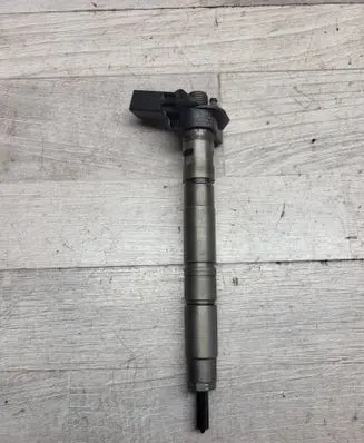 Fuel injector