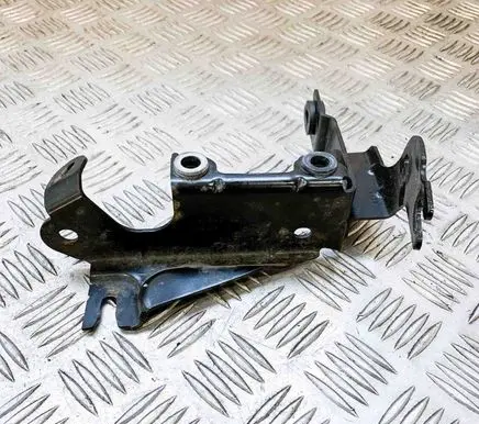 Dacia Sandero ABS pump bracket 478407227R