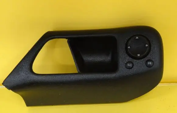 Volkswagen Golf III Wing mirror switch 1H0837247A