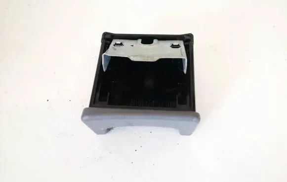 Car ashtray