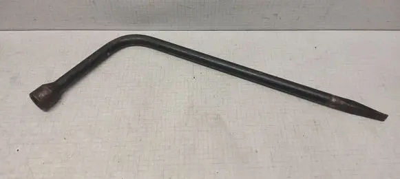 Opel Zafira A Wheel nut wrench 