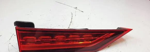 Volvo V60 Tailgate rear/tail lights 32228904