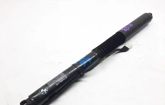 BMW X3 G01 Tailgate strut 9482795