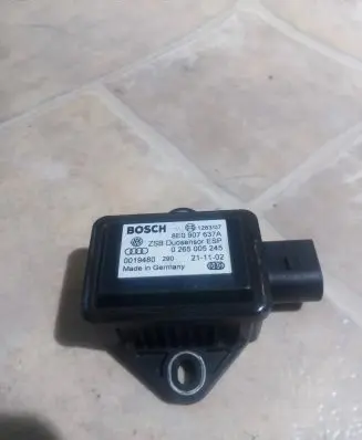 Audi A6 S6 C5 4B ESP acceleration yaw rate sensor 8E0907637A 0019480 0265005245
