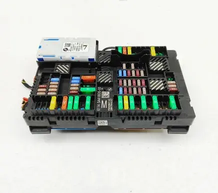 BMW XM Fuse module 5A41BD5 5A647E1