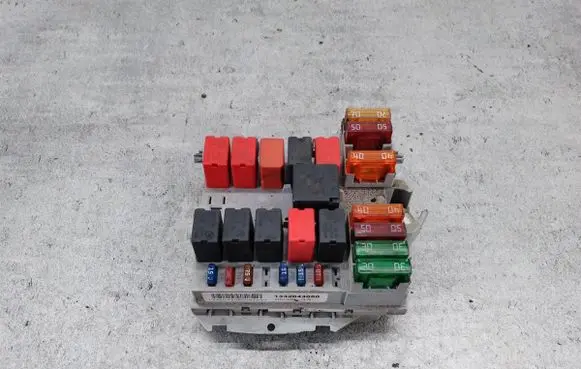 Fuse box set