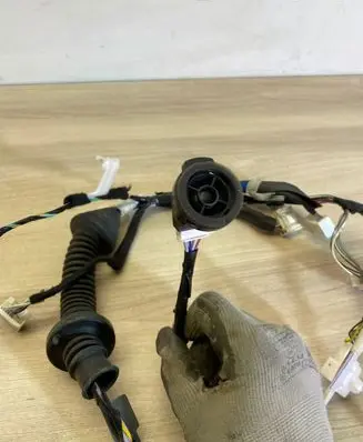 Toyota Auris E180 Rear door wiring loom