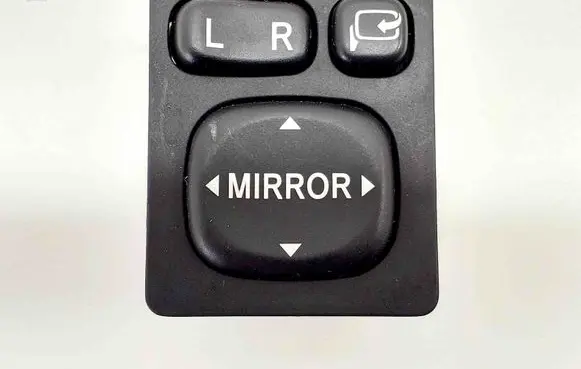 Toyota RAV 4 (XA50) Wing mirror switch 183575 769747