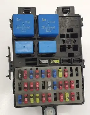 KIA Picanto Relay mounting block 9194007000