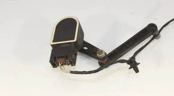 BMW X4 F26 Headlight/headlamp level sensor 6860843 25916010 ABE52150