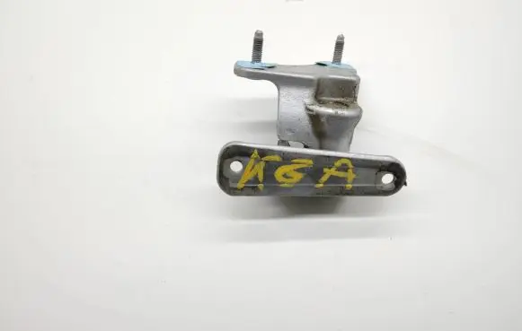 Mercedes-Benz GLK (X204) Rear door lower hinge