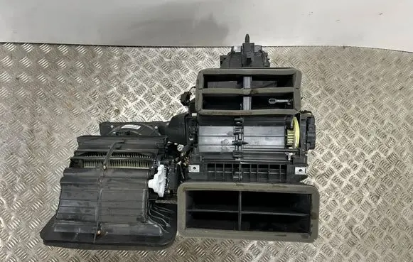 Jeep Compass Interior heater climate box assembly 68245110AD P68245110AD 68273999AE