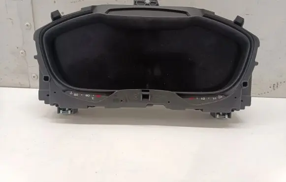 Audi TT TTS RS Mk3 8S Speedometer (instrument cluster) 8S0920790A