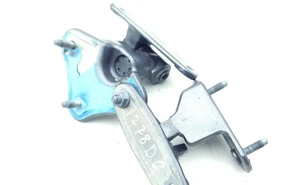 Rear door hinge set