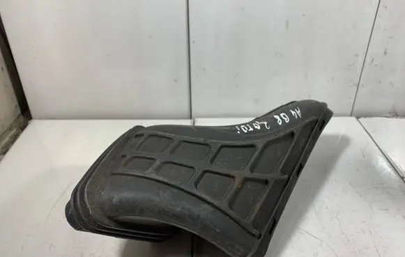 Audi A4 S4 B8 8K Air intake hose/pipe 1021300001