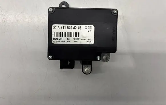 Mercedes-Benz E W211 Battery control module 0199000002