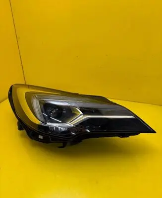 Opel Astra K Headlight/headlamp 39111150