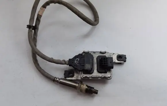 Volkswagen Caddy Lambda probe sensor 04L907805BD SNS0703C A3C0004900002